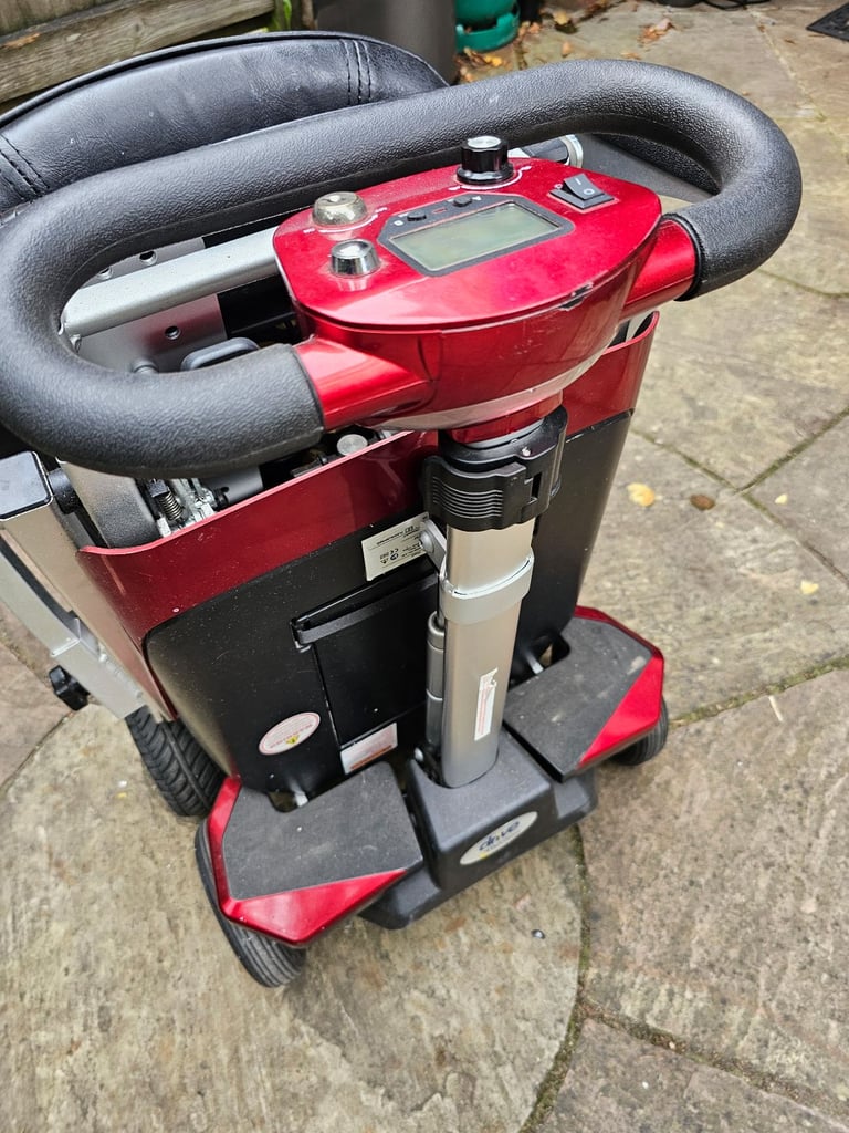 Drive Devilbiss AutoFold Elite Auto Folding Mobility Scooter With Suspension