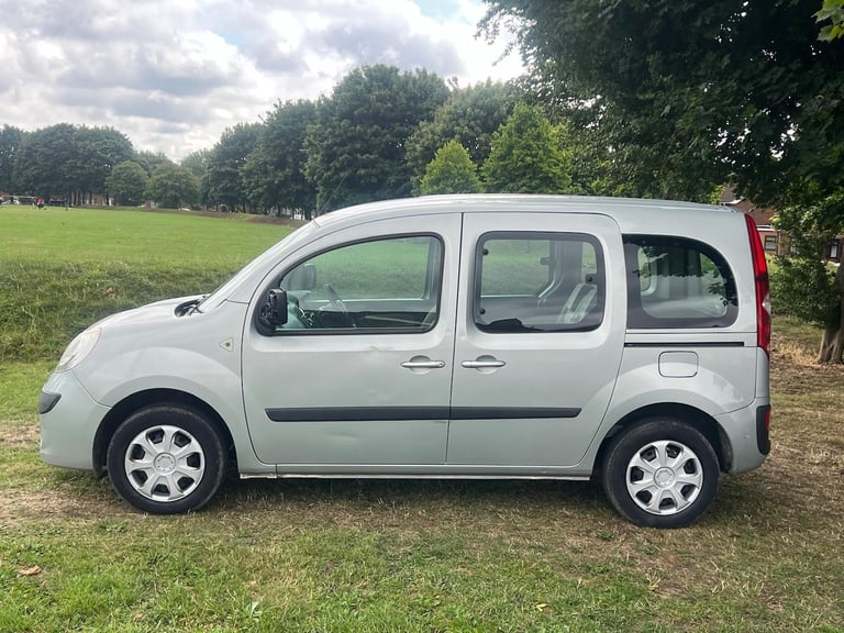 2012 Renault Kangoo 1.6 Expression 5dr Auto [AC] MPV Petrol Automatic