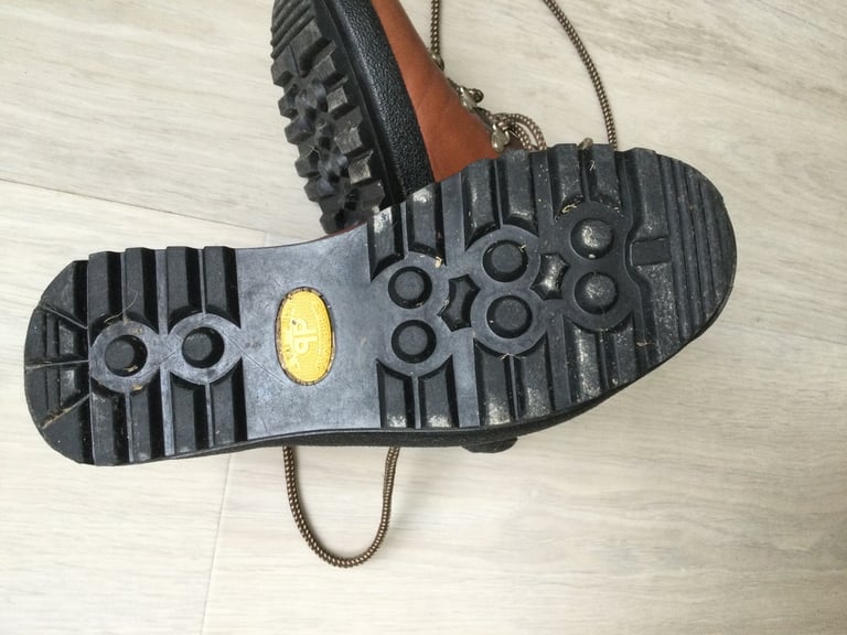 Women’s Walking Boots