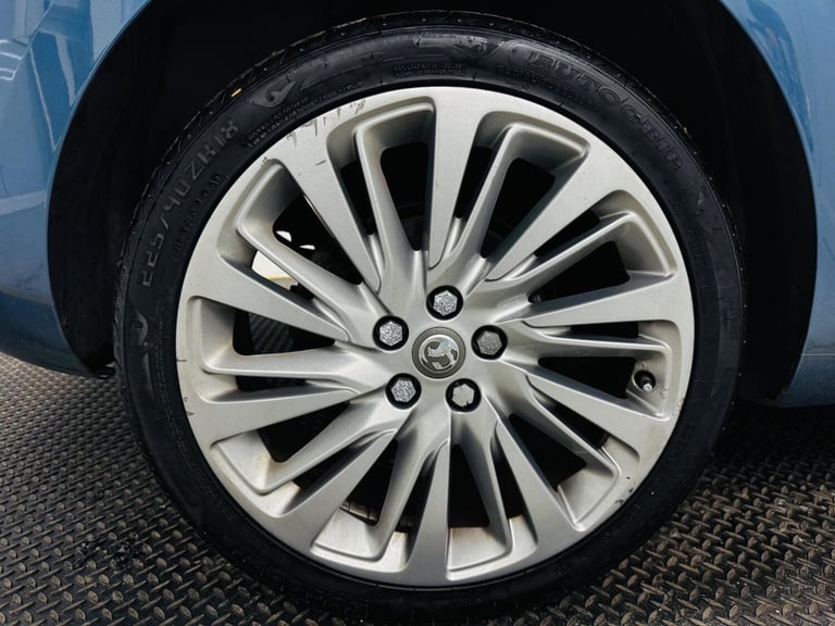 2016 Vauxhall Astra 1.6 CDTi BlueInjection SRi Nav Euro 6 (s/s) 5dr HATCHBACK Diesel Manual