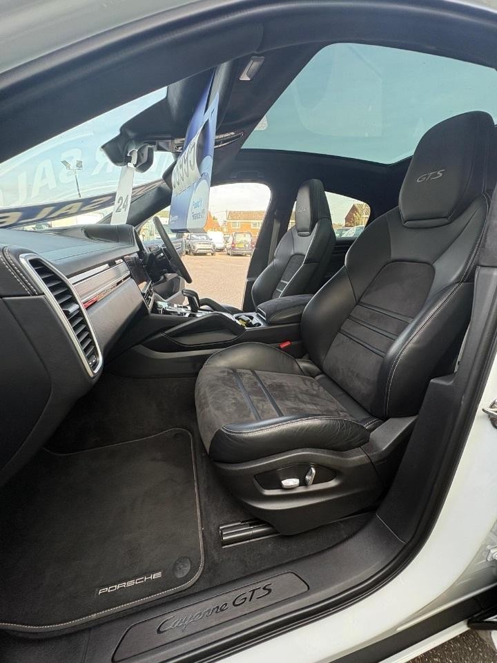 2020 Porsche Cayenne GTS 5dr Tiptronic S 5 door Coupe 