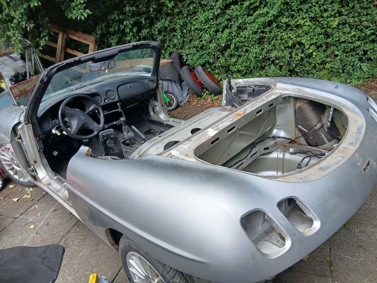 Leeds, Yorkshire. Fiat Barchetta cylinder head Complete with camshafts etc VGC 