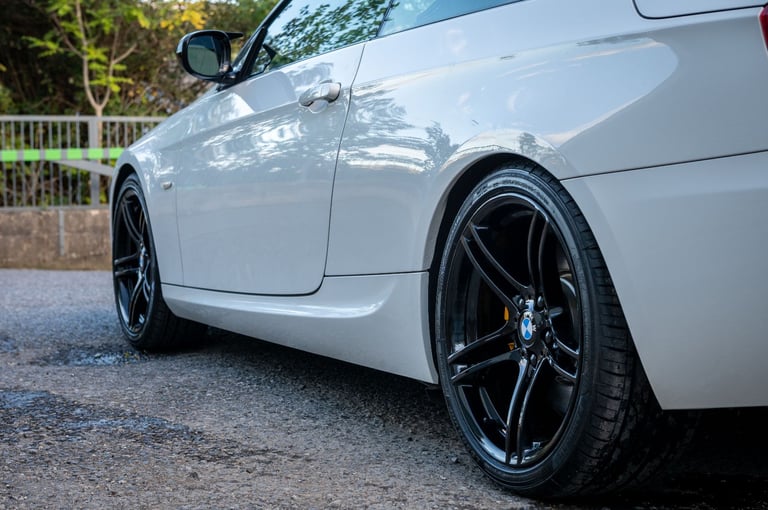 2012 BMW 3 Series 3.0 330d M Sport Convertible 2dr Diesel Steptronic 241 BHP