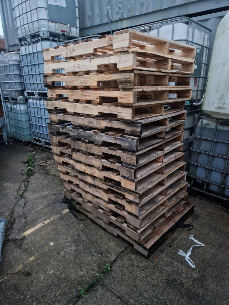 Free pallets 