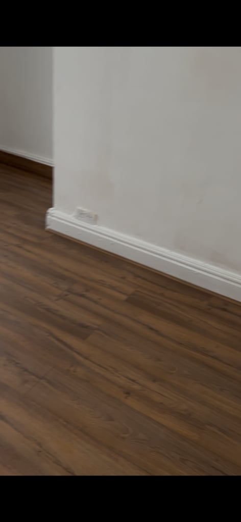 3 bedrooms with seating room for rent 