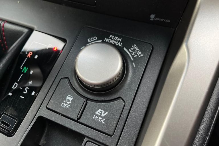 2016 Lexus NX 300h 2.5 F-Sport 5dr CVT ESTATE PETROL/ELECTRIC Automatic