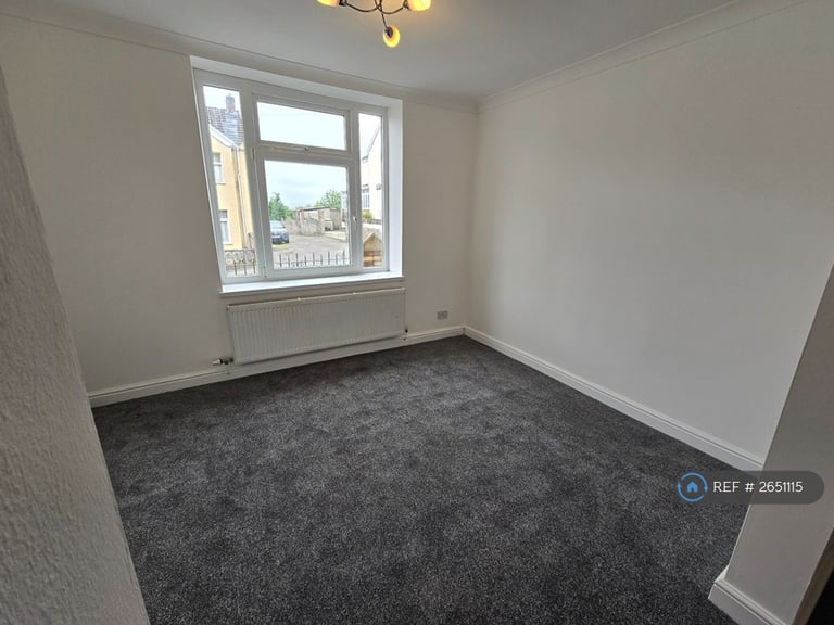 3 bedroom house in Rhosnewydd Terrace, Blackwood, NP12 (3 bed) (#2651115)