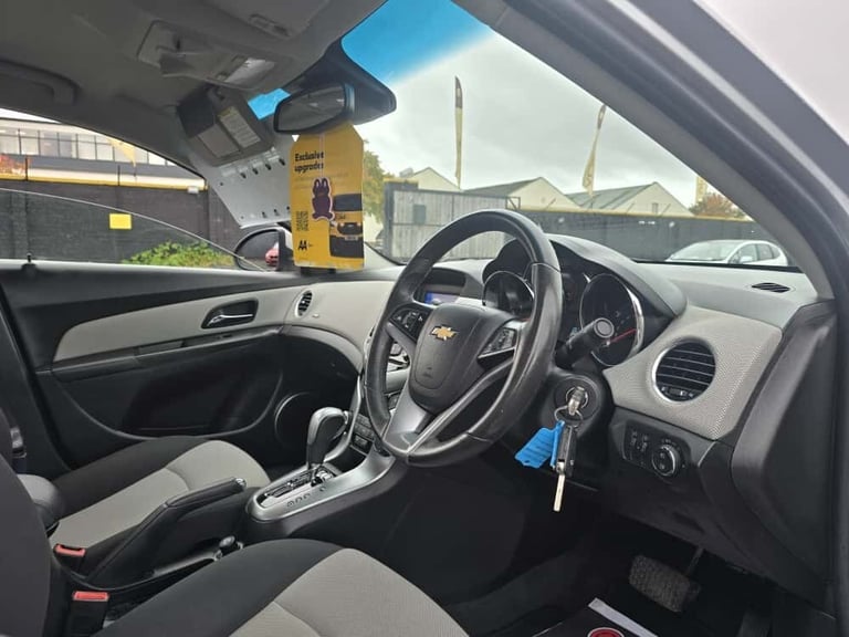 2011 Chevrolet Cruze 1.8 LT 4dr Auto SALOON Petrol Automatic