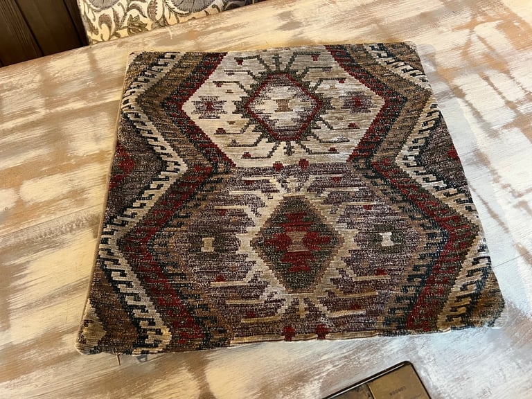 image for NEW KILIM STYLE WOVEN VELOR TAPESTRY FABRIC CUSHION COVER 18 INCHES 