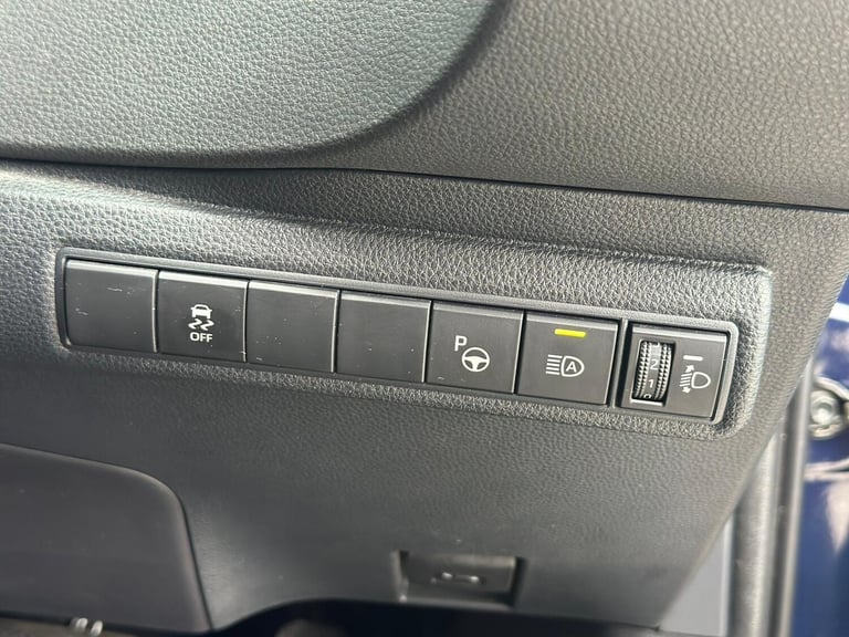 2022 Toyota Corolla 2.0 VVT-i Hybrid GR Sport 5dr CVT HATCHBACK Petrol/Electric Hybrid Automatic