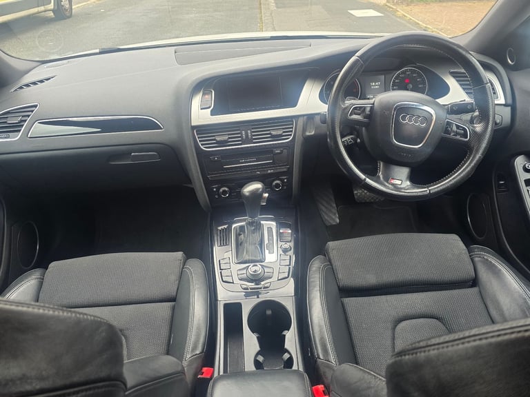 Audi A4 2.0 TFSI Black Edition S Tronic Quattro S Line (2011)