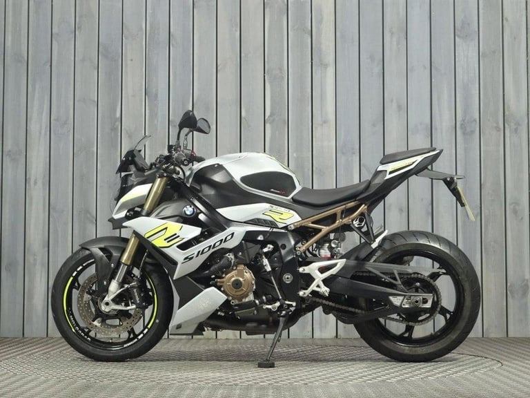 2022 22 BMW S 1000 R