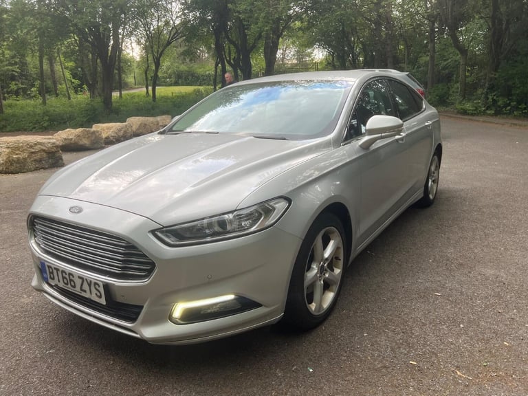 FORD MONDEO 2.0 TDCi Titanium Silver Auto Diesel 2017