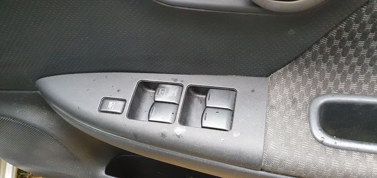 2007 Nissan Note 1.6 16v SE 5dr MPV Petrol Automatic