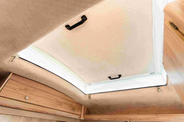 Freedom Microlite Sport | 3 Berth Small Caravan with Pop-Top Roof
