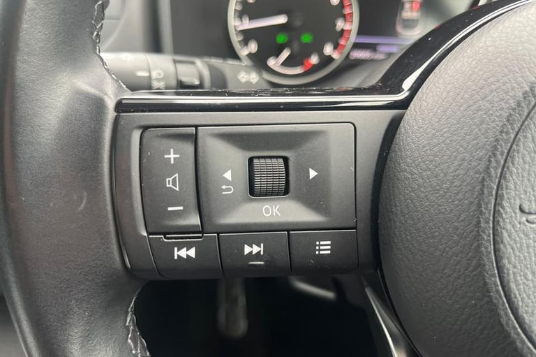 2021 Nissan Qashqai 1.3 DiG-T MH Acenta Premium 5dr Manual Hatchback Petrol Manual