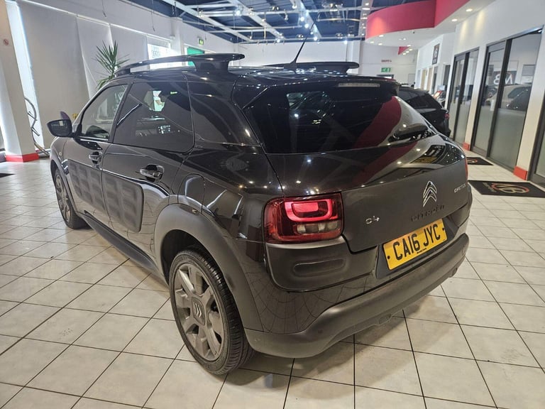 CITROEN C4 CACTUS 1.6 BlueHDi Flair 2016