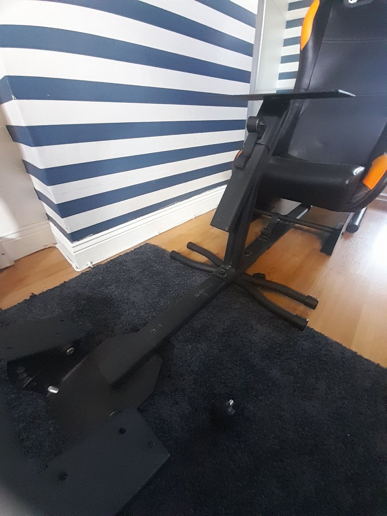 Gaming chair + ferarri 458 steering wheel
