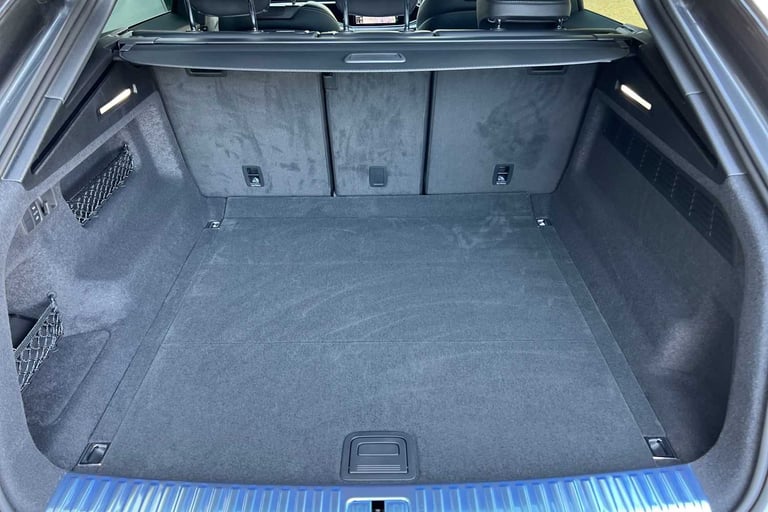 2025 Audi Q8 55 TFSI Quattro S Line 5dr Tiptronic SUV Petrol Automatic