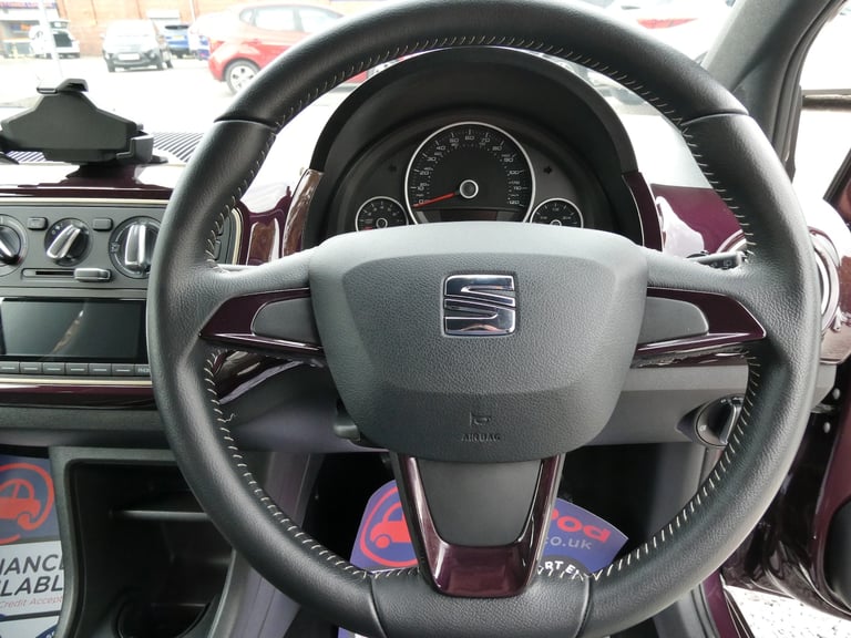 1.0 75 Mii by Cosmo 5dr *6 SERVICES +DAB +BTOOTH +HEATED LEATHER +2 KEYS*