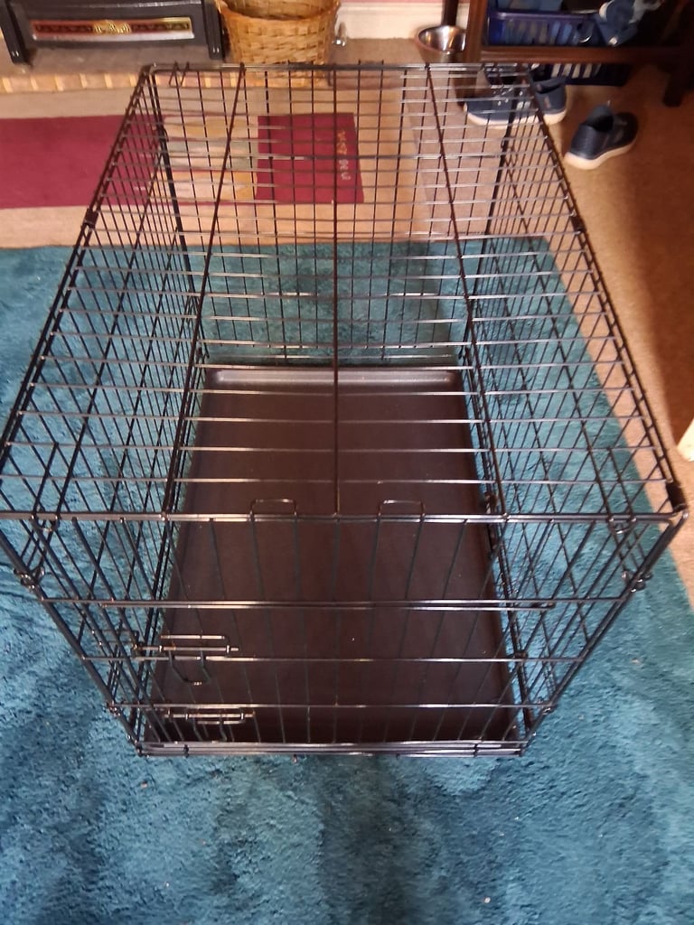 Dog folding cage with base