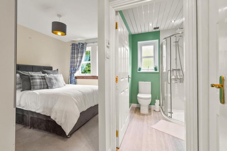 3 Bedroom Flat to Let