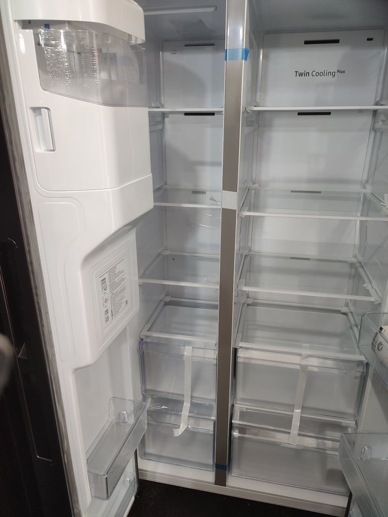 ➡️➡️NEW GRADED SILVER GRAPHITE SAMSUNG SERIES 7 FROST FREE AMERICAN FRIDGE FREEZER RRP £1,479!