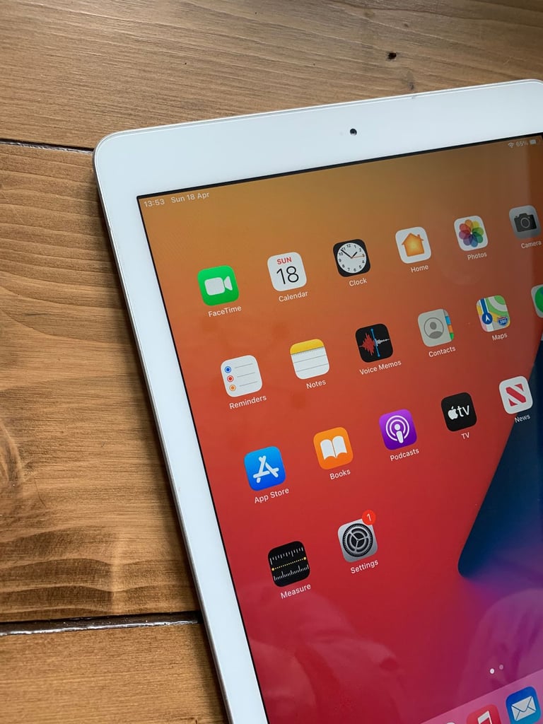 Apple Ipad 5 32GB White Ios16 Wifi Very Good Condition - Delivery Available