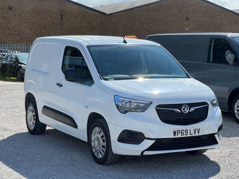 2019 Vauxhall Combo 1.6 Turbo D 2300 Sportive Panel Van 4dr Diesel Manual L1 H1 Euro 6 (s/s) (1 P...