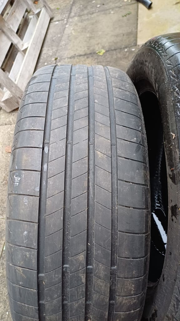 Tyres 235/55R19
