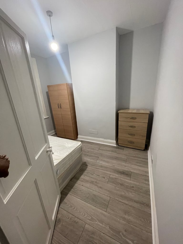 Double room for rent 