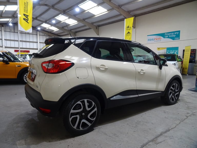 2016 Renault Captur 1.2 TCE Dynamique S Nav 5dr Automatic **LOW MILEAGE*ONLY 10000 MILES** HATCHB...