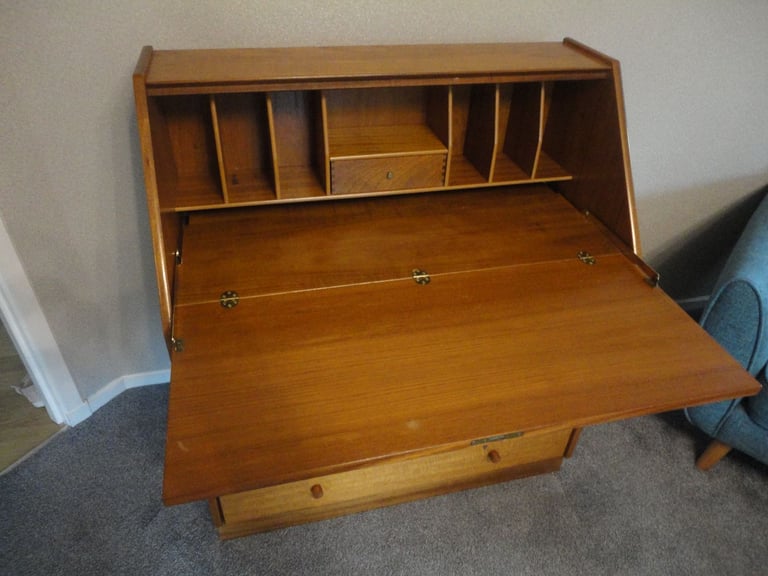 Mid century modern Nathan, retro writing buerau desk,with lock and key