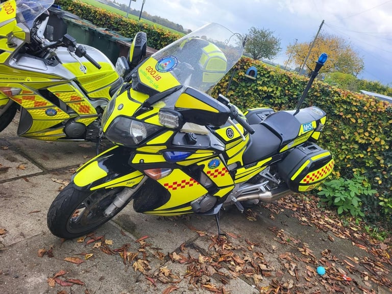 2009 09 YAMAHA FJR1300A FJR 1300 BLOOD EMERGENCY RESPONSE LIVERY LIGHTS ESCORT