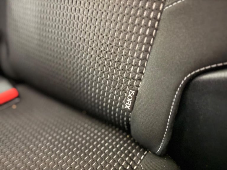 2017 Peugeot 208 1.2 Puretech Allure PETROL/MANUAL/5-DR