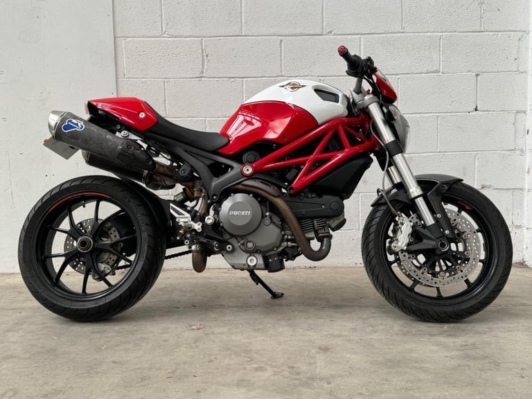 2013 Ducati Monster 796