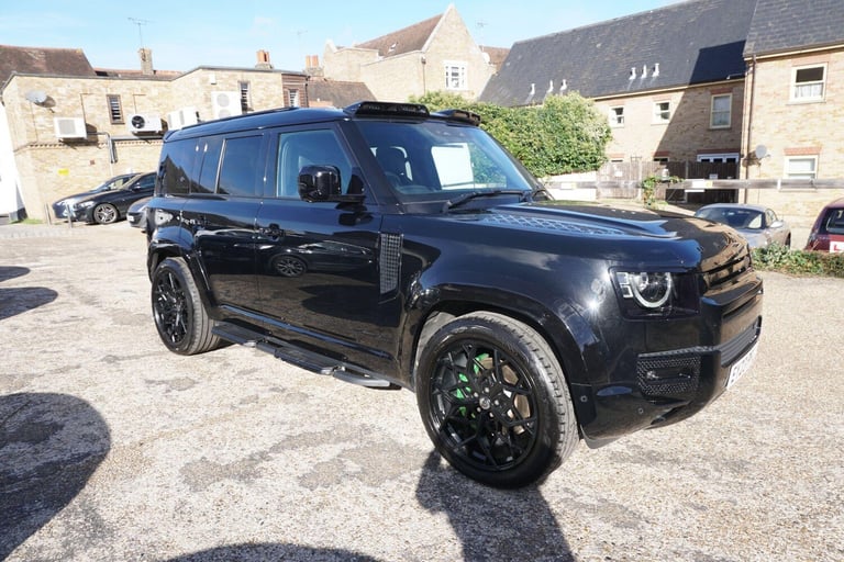 2023 Land Rover Defender 3.0 D300 X-Dynamic HSE 110 5dr Auto [7 Seat] ESTATE DIESEL Automatic