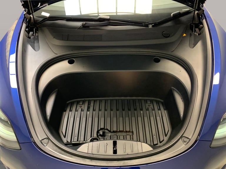 2021 Tesla Model 3 Long Range AWD 4dr Auto SALOON ELECTRIC Automatic