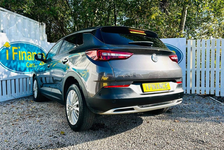 CAN'T GET CREDIT? CALL US! Vauxhall Grandland X 1.6 CDTi Tech Line Nav - £199 DEPOSIT, £73 PER WEEK
