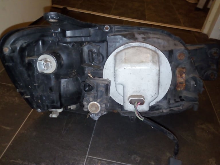 Subaru legacy headlights