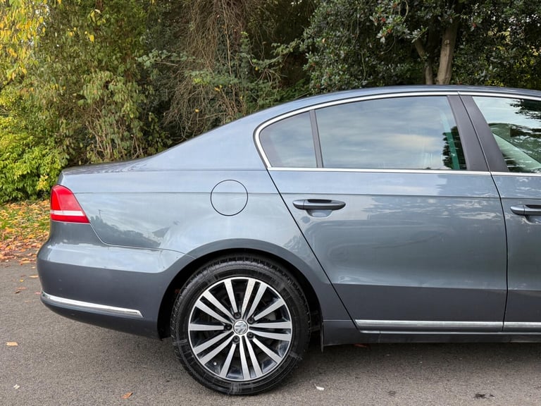 2012 Volkswagen Passat 2.0 TDI Bluemotion Tech Sport 4dr DSG SALOON DIESEL Automatic