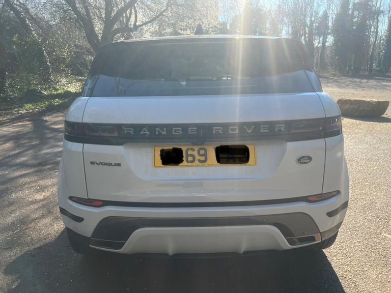 LAND ROVER RANGE ROVER EVOQUE 2.0 D180 First Edition White Auto Diesel 2019