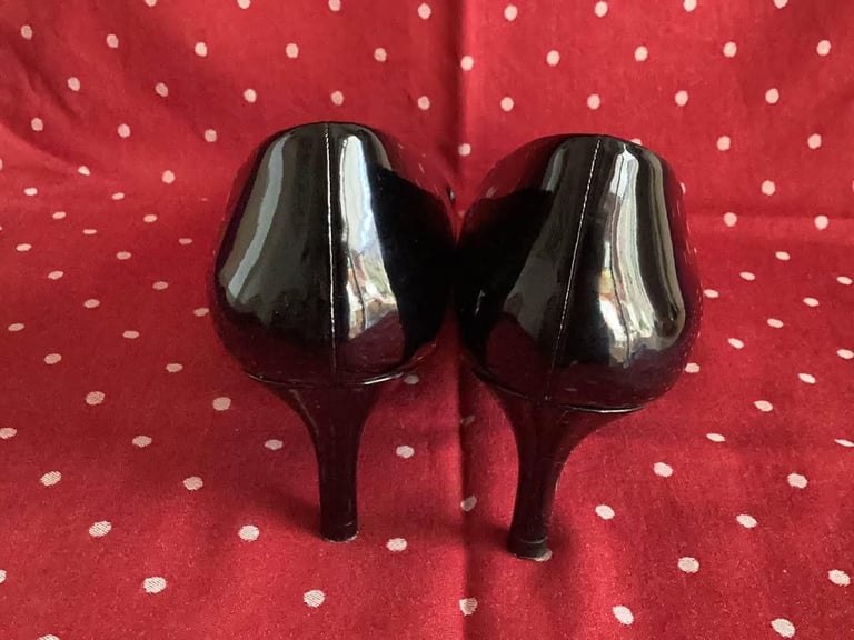 BLACK PATENT M & S Insolia Collection WIDE FIT SIZE 6 