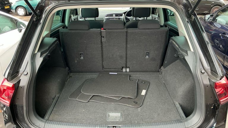 2017 Volkswagen Tiguan 2.0 TDI BlueMotion Tech SEL DSG Euro 6 (s/s) 5dr ESTATE Diesel Automatic