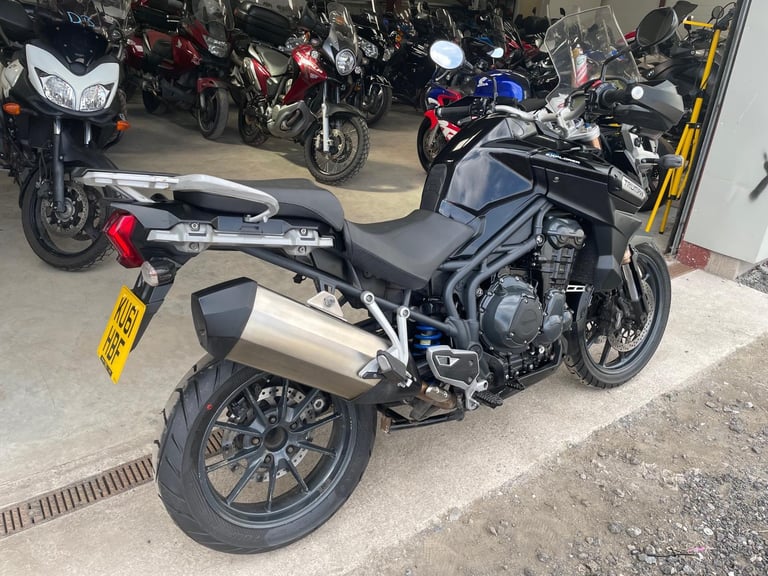 2011 - TRIUMPH TIGER EXPLORER 1200 - FULL SERVICE HISTORY - 12 MONTHS MOT