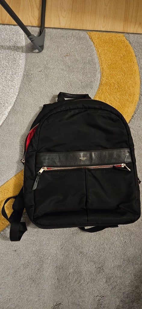 Knomo backpack designer