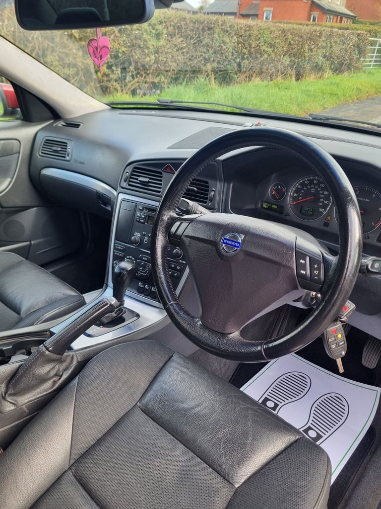 Volvo S60 Sport 2005 2.4L Diesel AUTOMATIC 