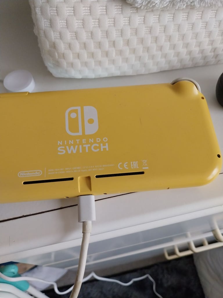 Nintendo Switch Lite 