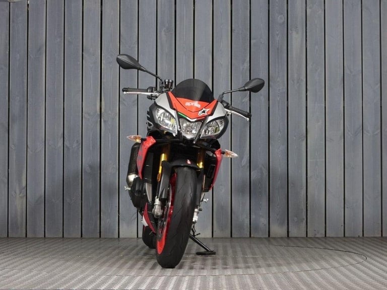 2018 18 APRILIA TUONO 1100 V4 FACTORY