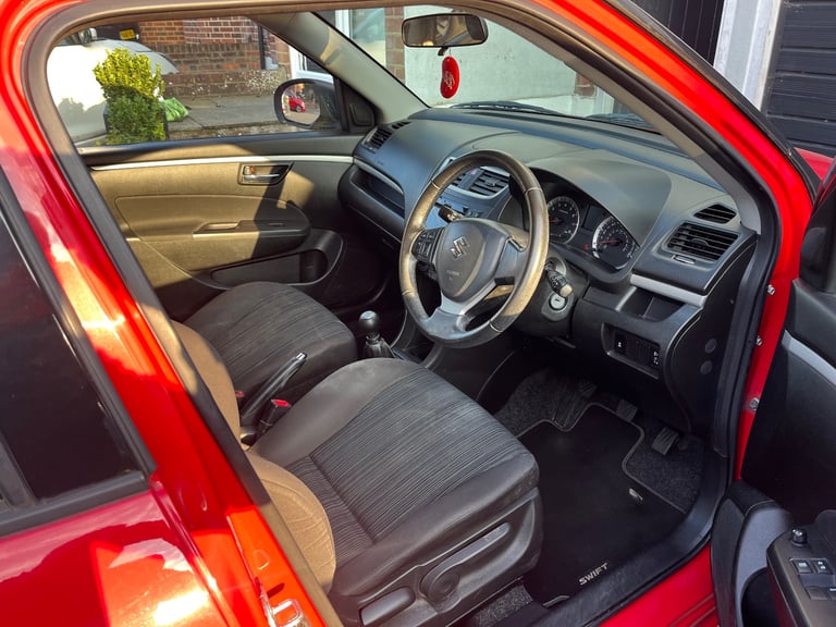 Suzuki, SWIFT, Hatchback, 2013, Manual, 1242 (cc), 5 doors